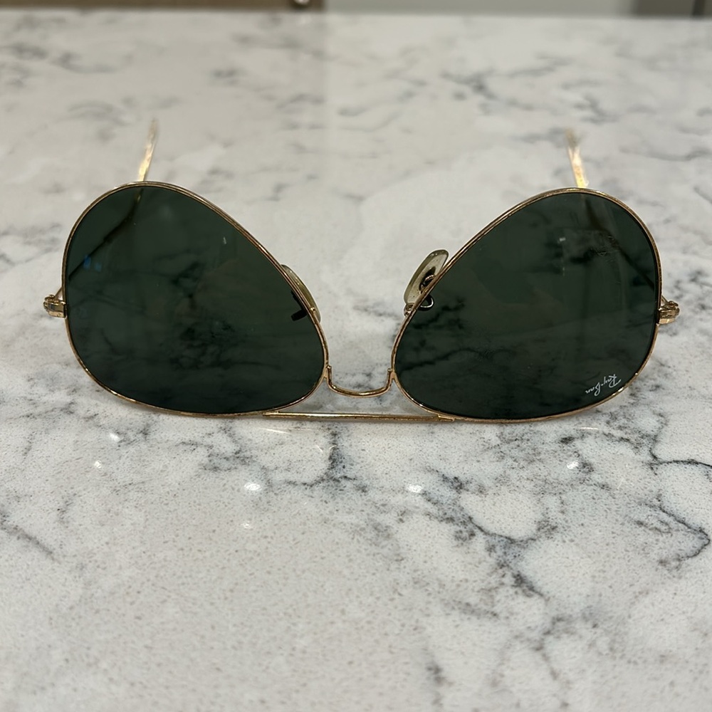 Ray-Ban Aviators - Picture 4 of 6